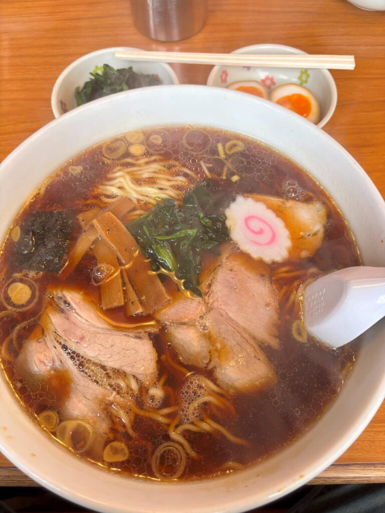 らーめんヒグマのしょうゆラーメン