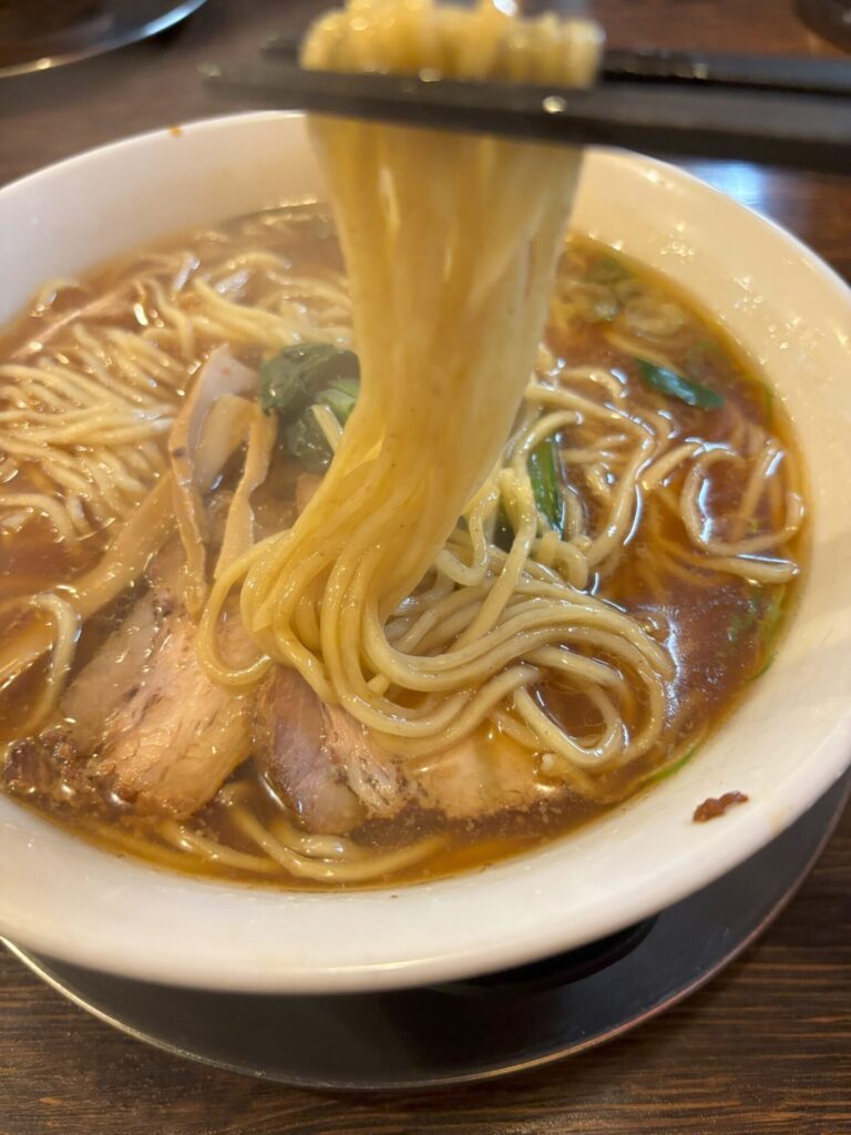 煮干しラーメンの麺